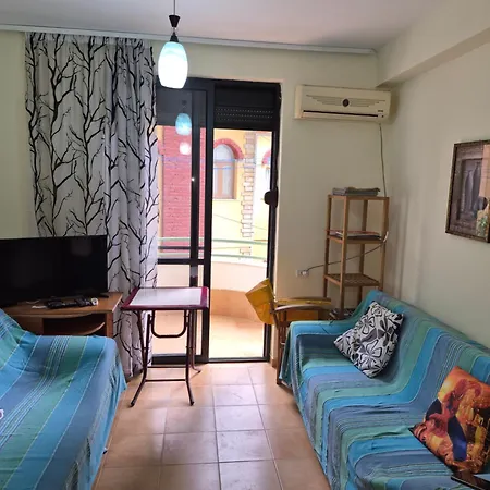 Apartment 70 Meters From The Sea